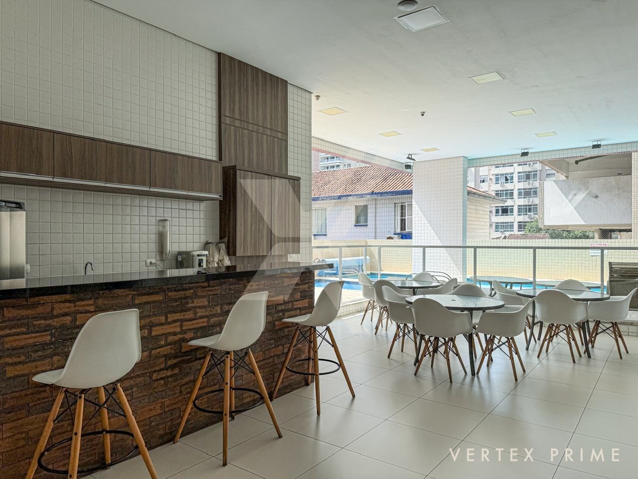 Apartamento de 3 suítes, andar alto e vista mar no Gonzaga em prédio com lazer. — foto