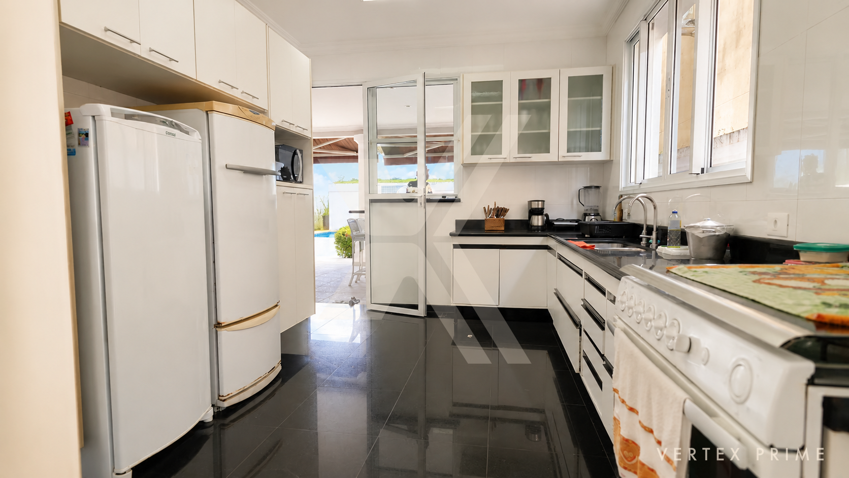 Casa alto padrão, com hidromassagem — foto