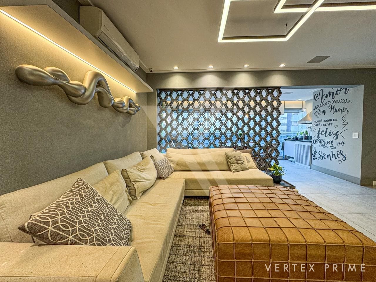 Apartamento garden com jacuzzi e teto retrátil, porteira fechada. Vila Rica - Santos — foto