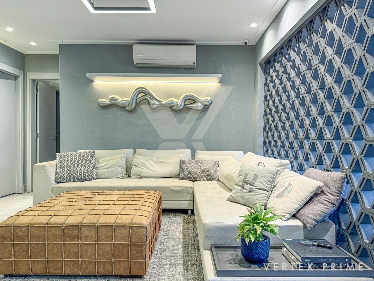 Apartamento garden com jacuzzi e teto retrátil, porteira fechada. Vila Rica - Santos — foto