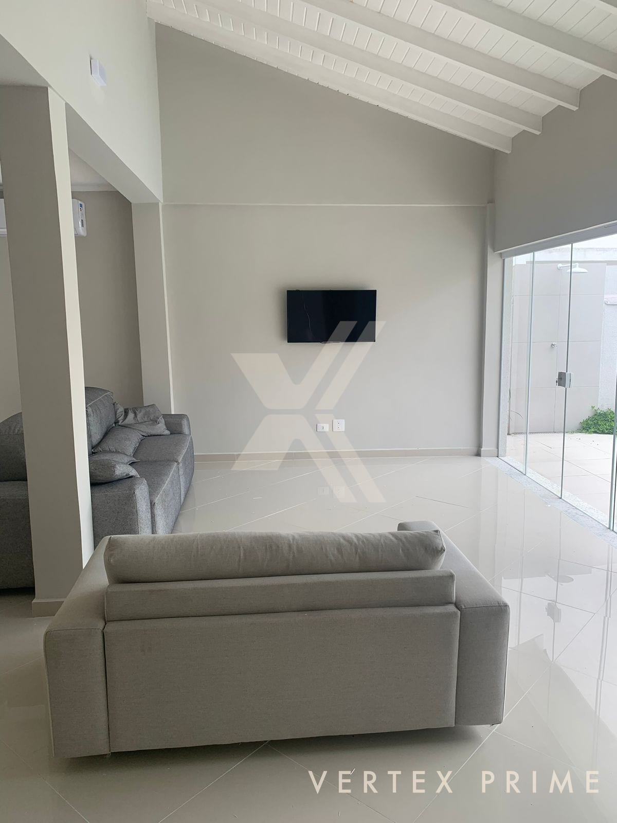 Villa Lopes 2 - Casa térrea contemporânea com quatro suítes e área de lazer completa — foto