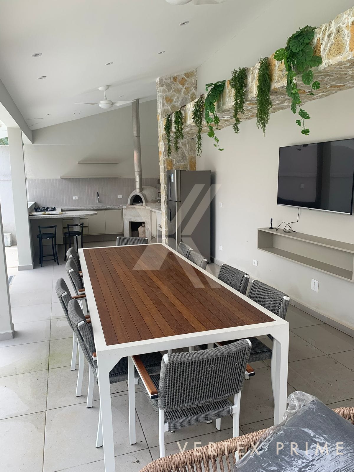 Villa Lopes 2 - Casa térrea contemporânea com quatro suítes e área de lazer completa — foto