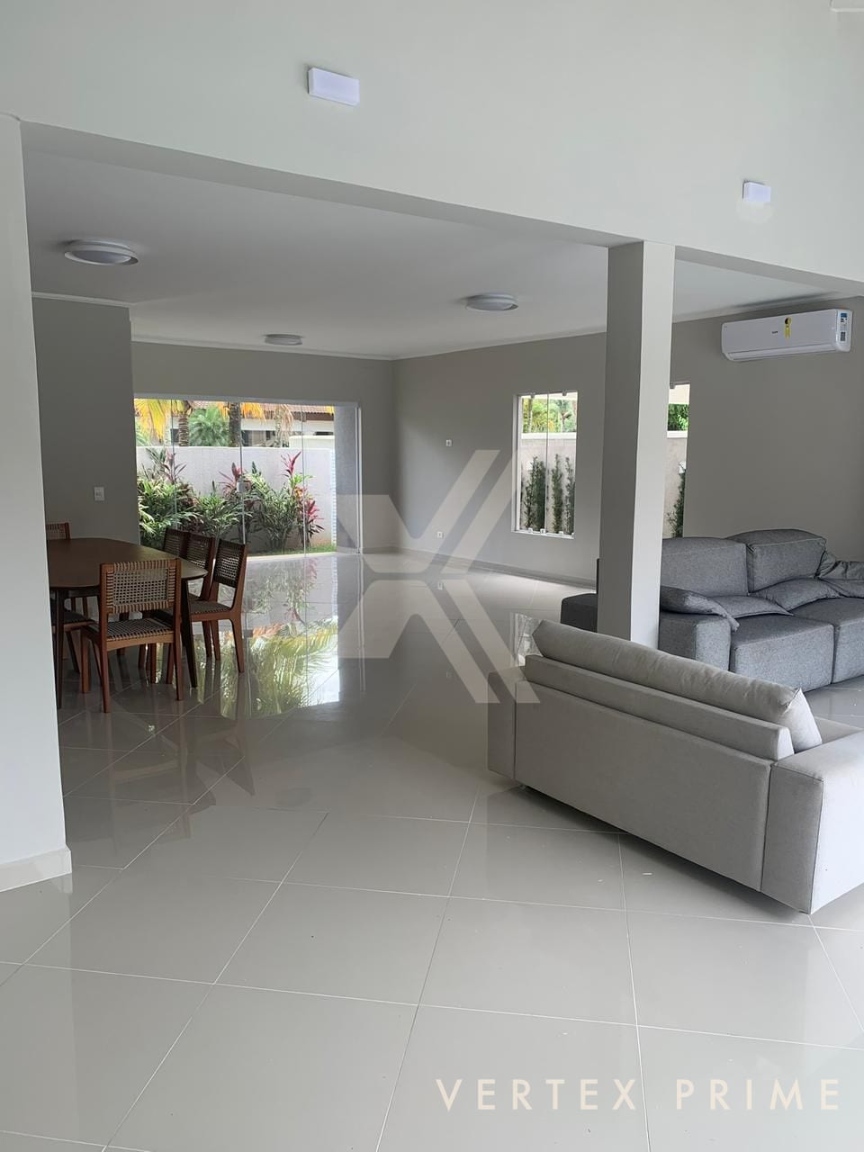 Villa Lopes 2 - Casa térrea contemporânea com quatro suítes e área de lazer completa — foto