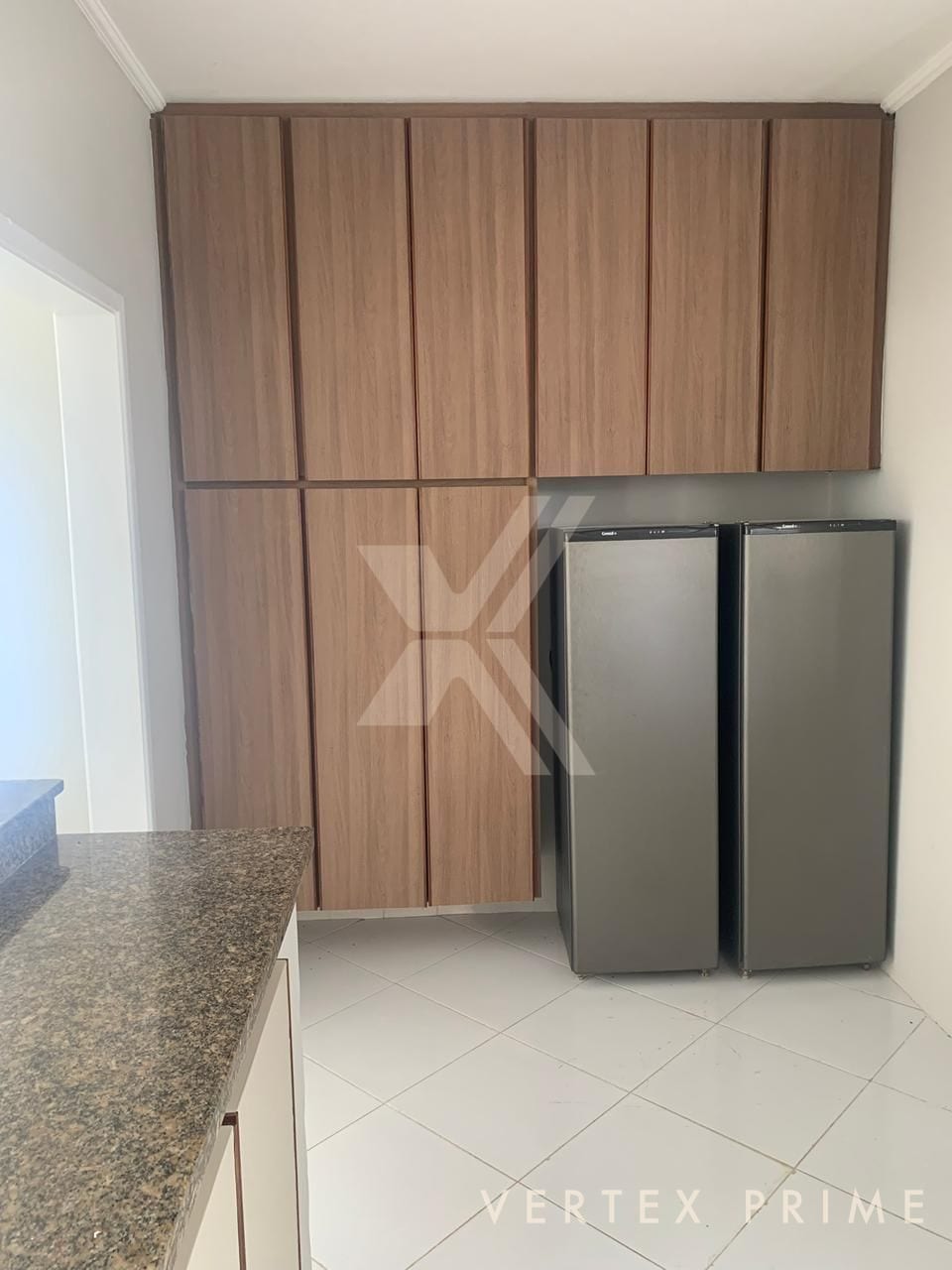 Villa Lopes 2 - Casa térrea contemporânea com quatro suítes e área de lazer completa — foto