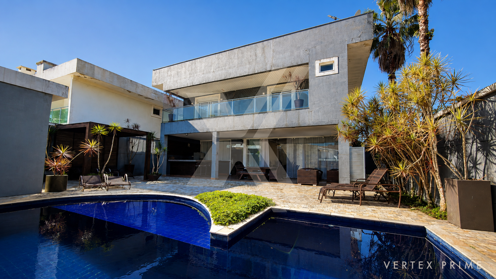 Casa de esquina com ambientes amplos no jardim acapulco — foto