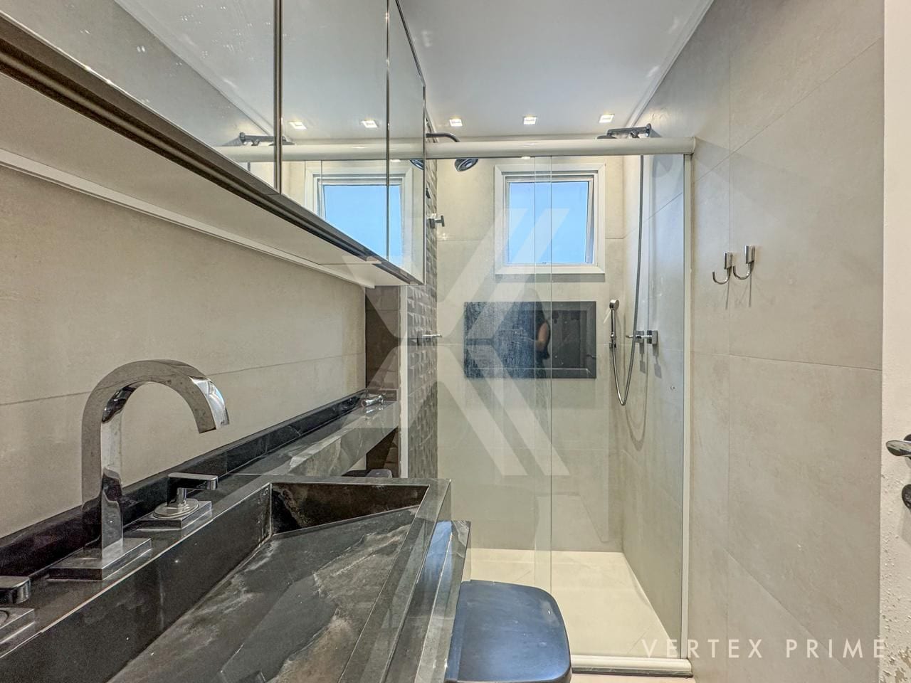 Apartamento de 2 Dorm, 1 Suíte com 60m2 na Bela Vista, São Paulo — foto