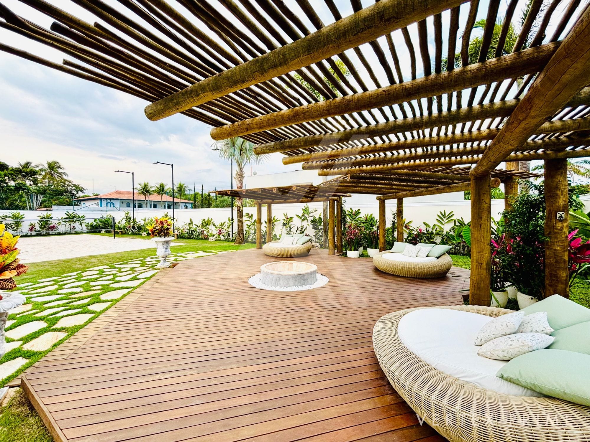 Mansão de Alto Padrão com 8 Suítes no Jardim Acapulco — foto