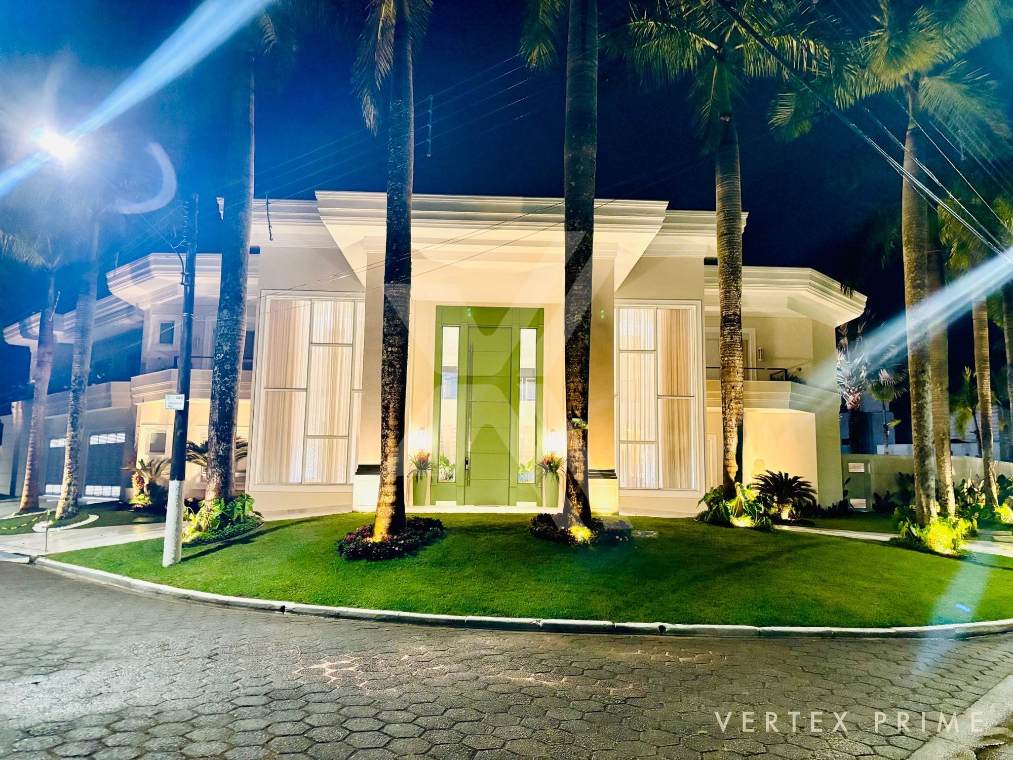 Mansão de Alto Padrão com 8 Suítes no Jardim Acapulco — foto